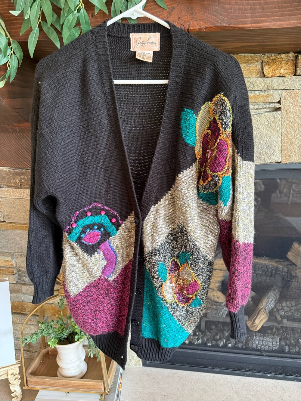 VINTAGE Jaclyn Smith Black‎ and Purple Floral Beaded Cardigan Women's Medium